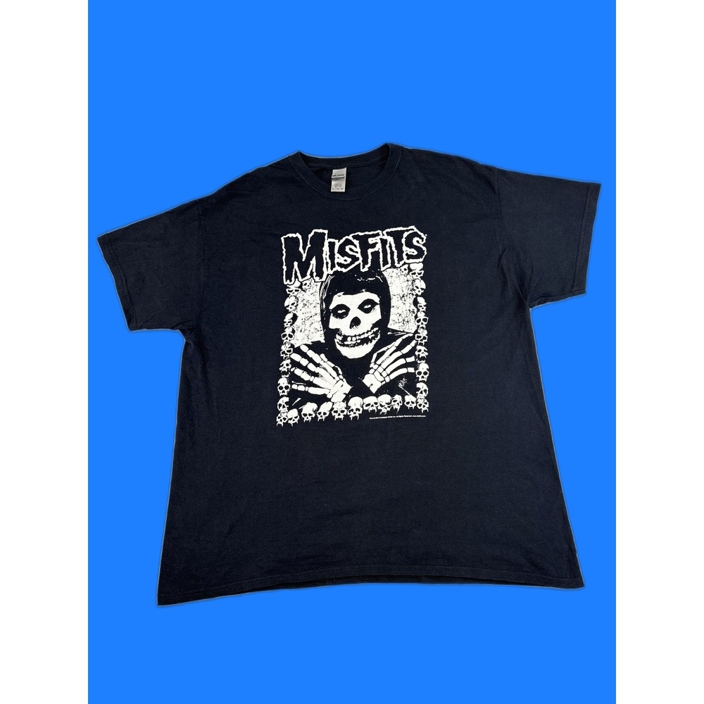 GILDAN Misfits Graphic Tee XL Black Cotton Short Sleeve Crewneck Punk Rock Band